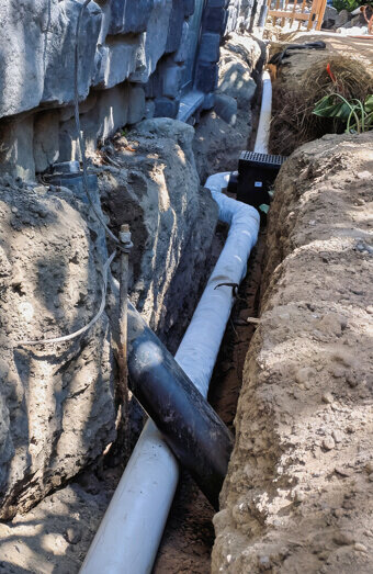 https://plumbercurrambine.com.au/uploads/2025/06/blocked-drains-220028.jpg