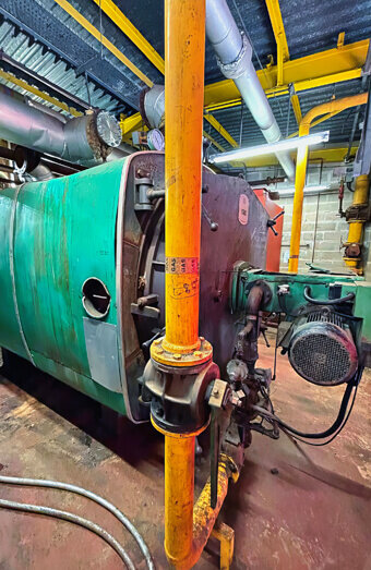 https://plumbercurrambine.com.au/uploads/2025/06/commercial-plumbing-118372.jpg