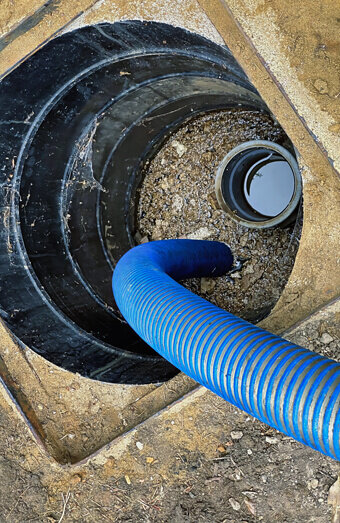 https://plumbercurrambine.com.au/uploads/2025/06/pipe-relining-84958.jpg